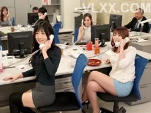 Chị kế nứng lồn và cậu em trai số hưởng